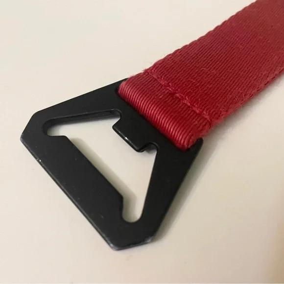 Supreme Webbing Keychain Red Logo Accessory - Picture 10 of 15